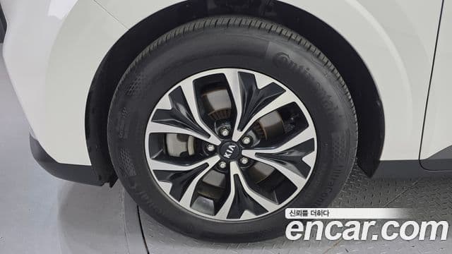 Kia Carnival 2021 — Şəkil 4/20