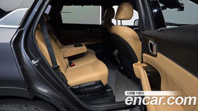 Kia Sorento 2023 — Фото 12/20