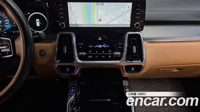 Kia Sorento 2023 — Фото 15/20