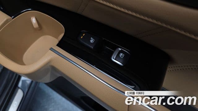 Kia Sorento 2023 — Фото 19/20