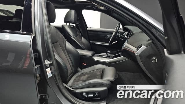 BMW 3 Series 2019 — Фото 10/20