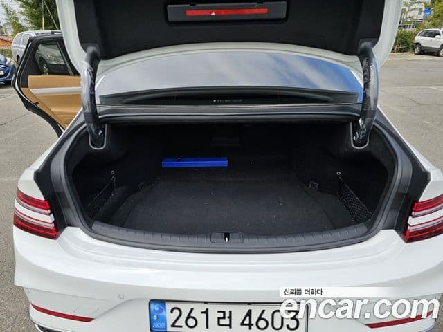 Genesis Electrified G80 2024 — ფოტო 16/20
