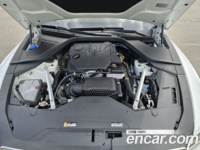 Genesis Electrified G80 2024 — ფოტო 17/20