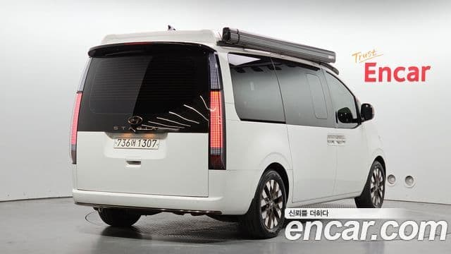 Hyundai Staria 2024 — Şəkil 21/36