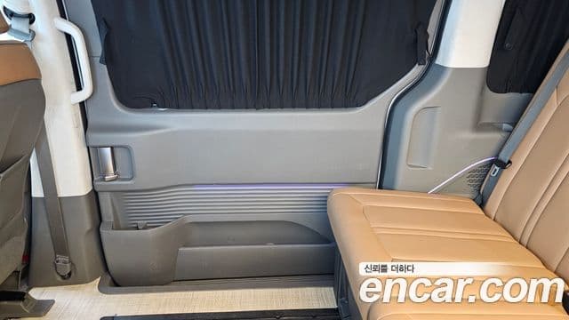 Hyundai Staria 2024 — Şəkil 14/36