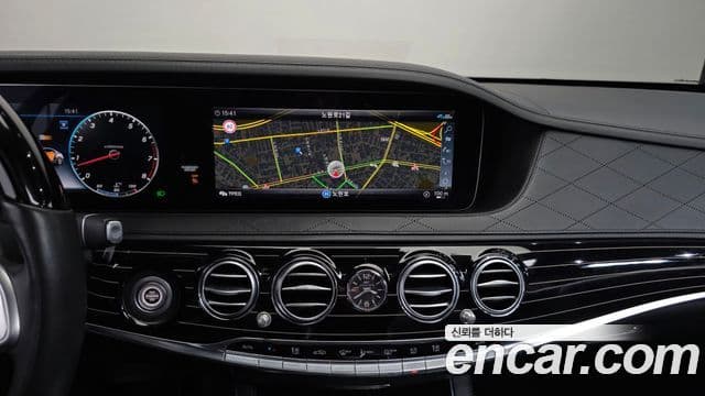Mercedes-Benz S-Class 2020 — Photo 28/33