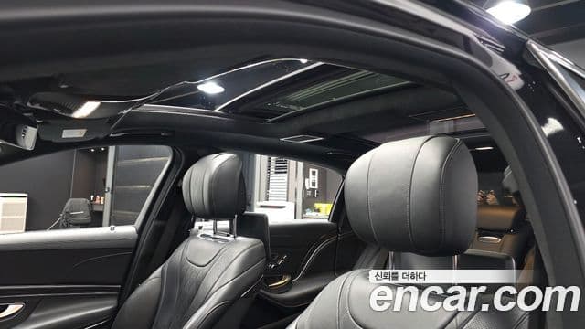 Mercedes-Benz S-Class 2020 — Photo 7/33