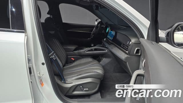 Renault Samsung Grand Koleos 2025 — Photo 29/31