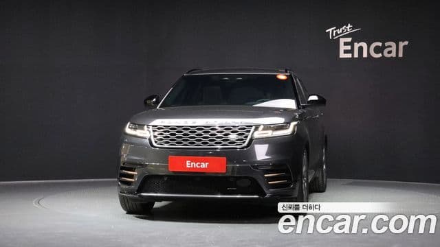 Land Rover Range Rover Velar 2022 — ფოტო 3/20