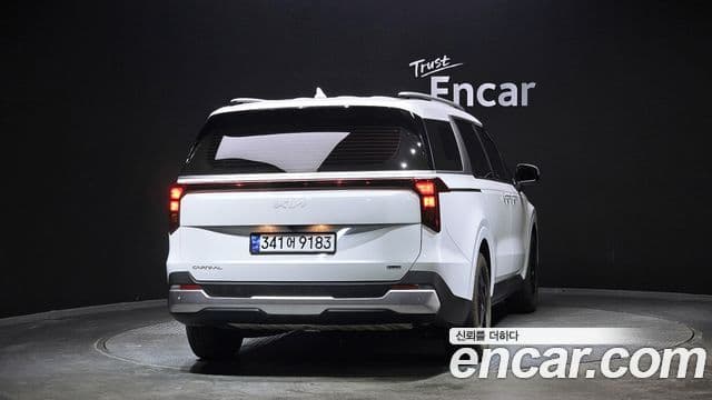 Kia Carnival 2024 — Şəkil 12/20
