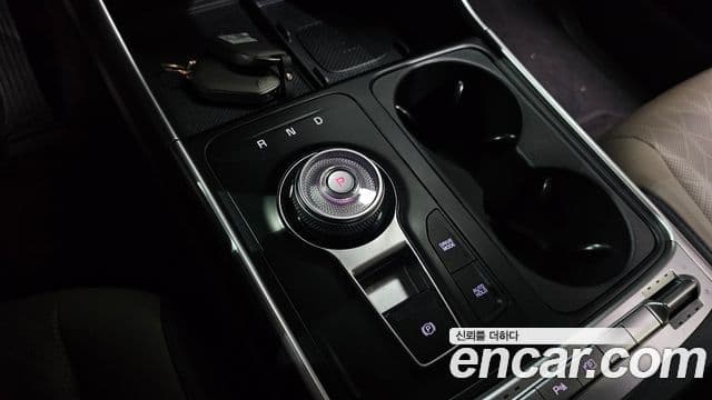 Kia Carnival 2024 — Şəkil 9/20
