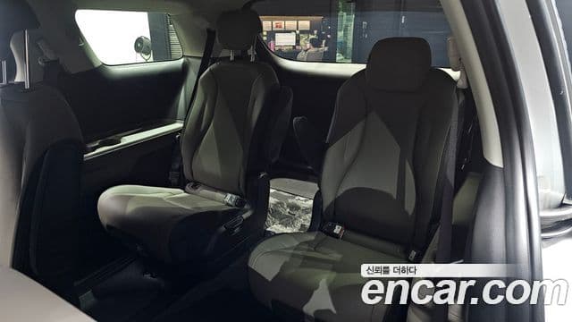 Kia Carnival 2024 — Şəkil 10/20