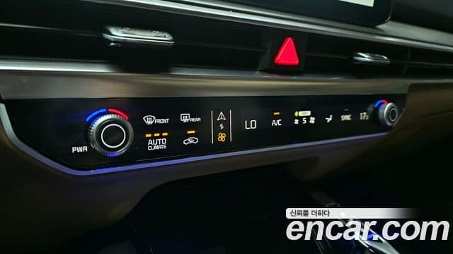 Kia Sorento 2024 — ფოტო 19/20