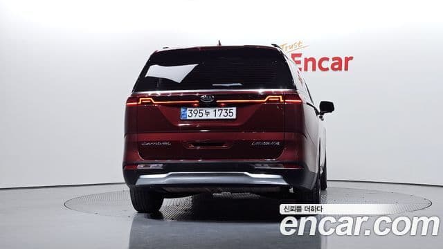 Kia Carnival 2021 — Фото 4/20