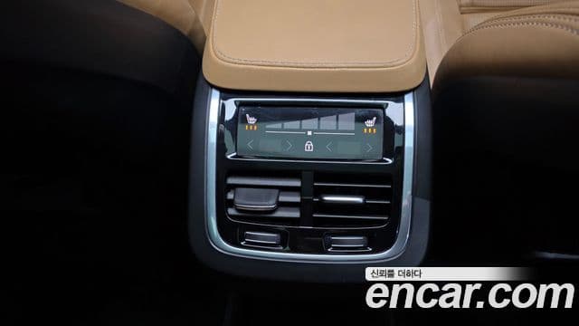 Volvo XC90 2023 — Şəkil 19/20