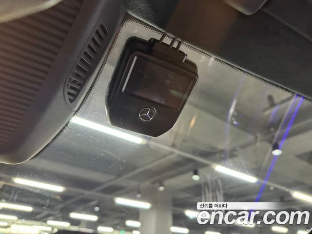 Mercedes-Benz S-Class 2022 — Photo 9/18