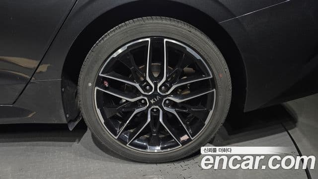 Kia K5 2020 — Photo 3/30