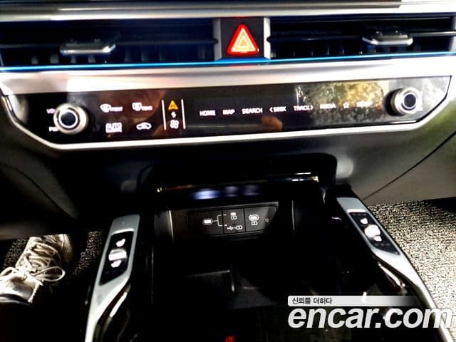 Kia Sorento 2024 — ფოტო 14/20