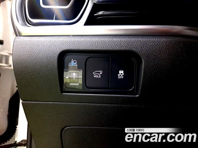 Kia Sorento 2024 — ფოტო 17/20