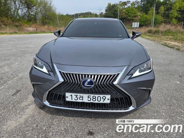 Lexus ES300h 2019 — Şəkil 3/11