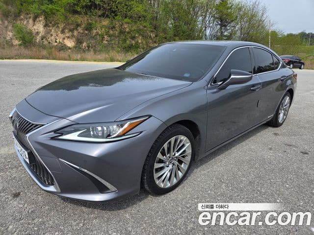Lexus ES300h 2019 — Şəkil 4/11