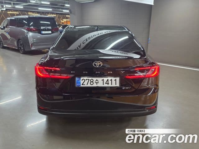 Toyota Camry 2025 — Şəkil 20/20