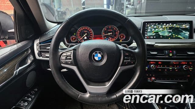 BMW X6 2018 — Şəkil 12/20