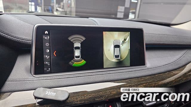 BMW X6 2018 — Şəkil 14/20