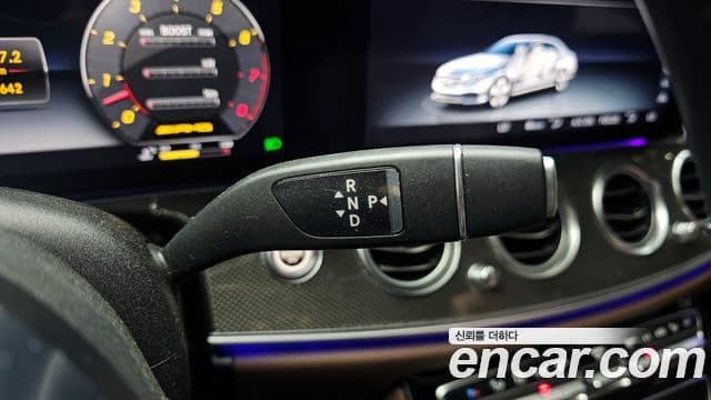Mercedes-Benz E-Class 2019 — Фото 9/20