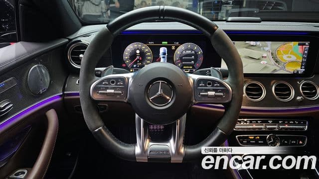 Mercedes-Benz E-Class 2019 — Фото 13/20