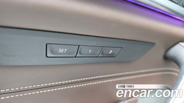 BMW 5 Series 2020 — ფოტო 18/20