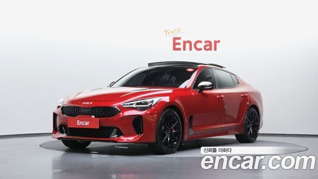 Kia Stinger 2023 — Şəkil 1/20