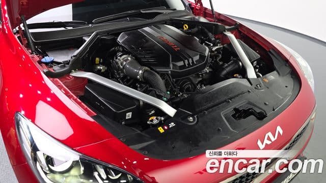 Kia Stinger 2023 — Şəkil 6/20