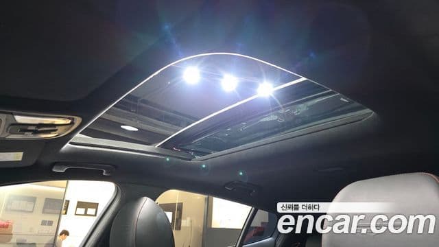 Kia Stinger 2023 — Şəkil 19/20