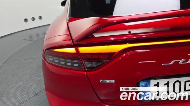 Kia Stinger Meister 2023 — Şəkil 32/35