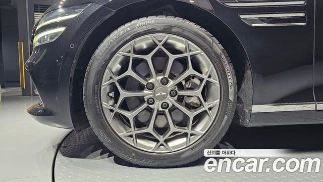 Genesis Electrified G80 2020 — Şəkil 5/20