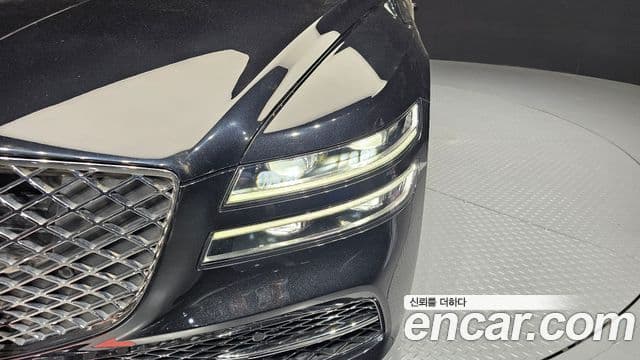 Genesis G80 2020 — Photo 14/32