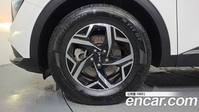 Kia Sportage 2022 — Şəkil 5/20