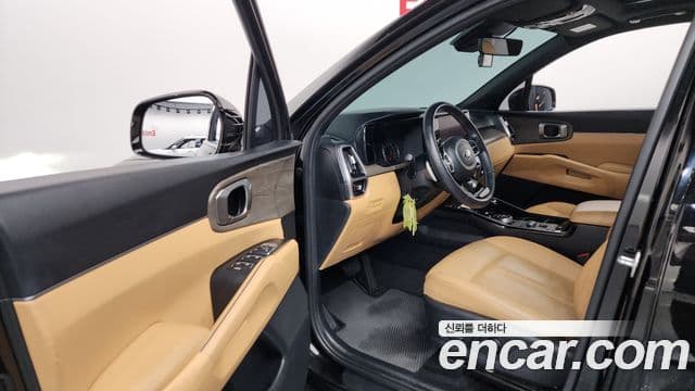 Kia Sorento 2021 — Фото 10/20