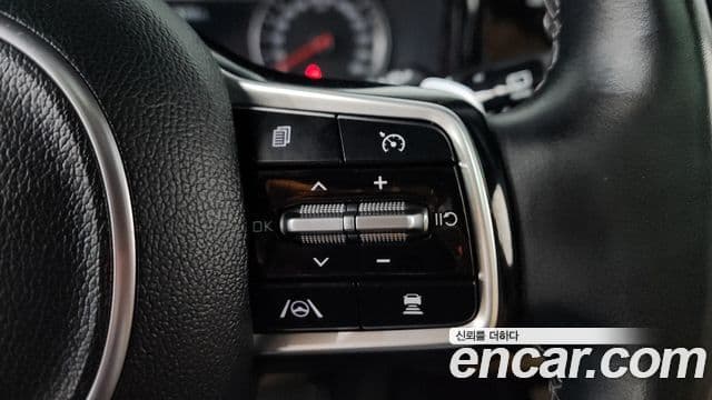 Kia Sorento 2021 — Фото 18/20