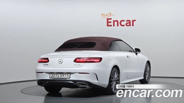 Mercedes-Benz E-Class 2020 — ფოტო 2/20
