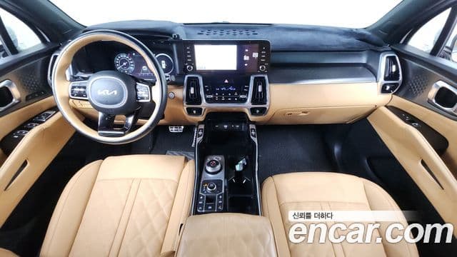 Kia Sorento 2023 — Фото 7/20