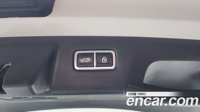 Kia Sorento 2023 — Фото 19/20
