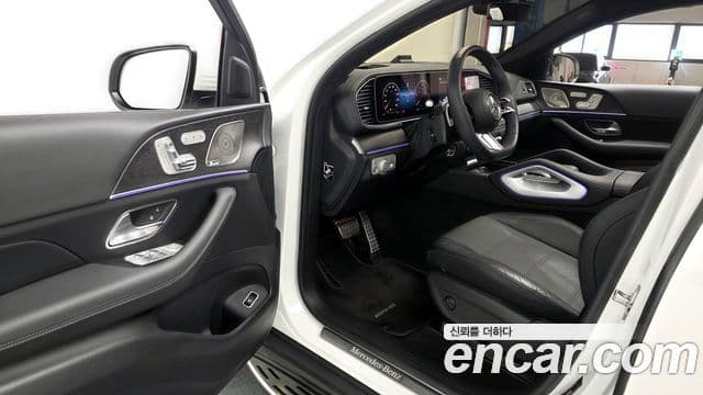 Mercedes-Benz GLE-Class 2024 — Photo 14/20