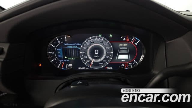 Cadillac Escalade 2018 — Şəkil 8/20