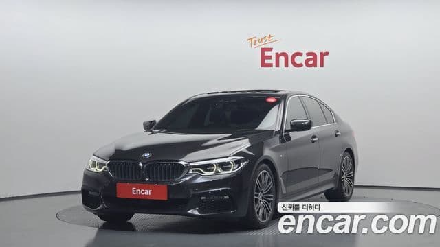 BMW 5 Series 2018 — Фото 1/20