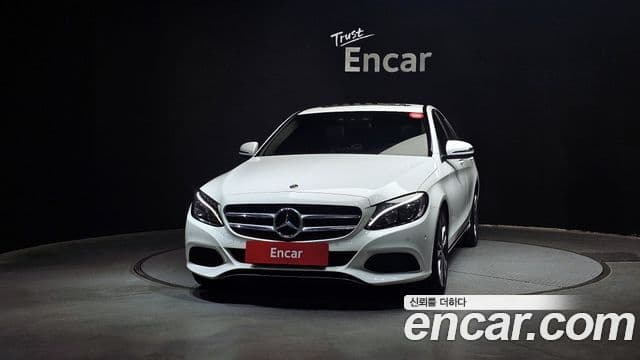 Mercedes-Benz C-Class 2018 — Şəkil 3/20