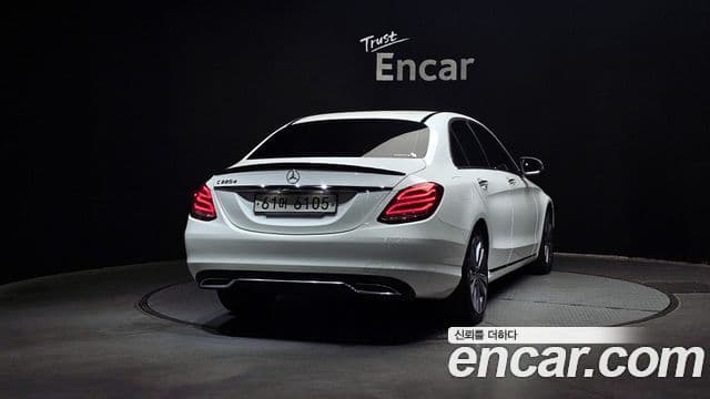 Mercedes-Benz C-Class 2018 — Şəkil 4/20