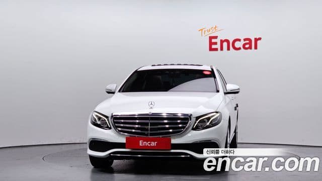 Mercedes-Benz E-Class 2020 — ფოტო 3/20