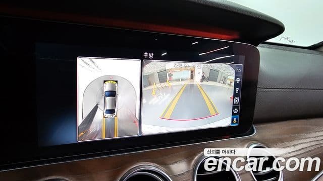 Mercedes-Benz E-Class 2020 — ფოტო 14/20